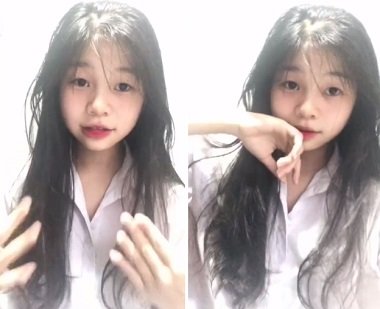 sex loạn luân hàn Móc lồn em ghệ xinh vú to như cái bát
